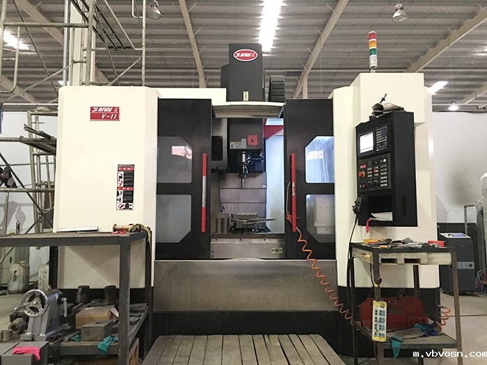 CNC加工中心设备