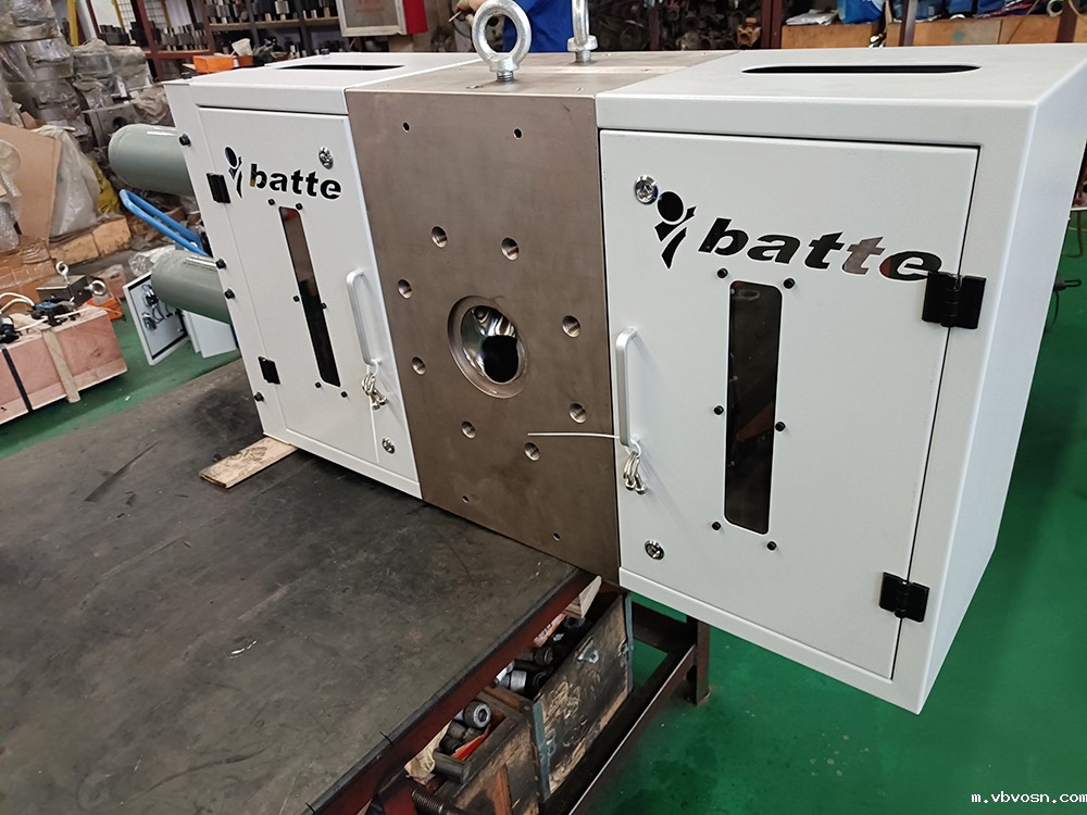 双板双工位液压换网器