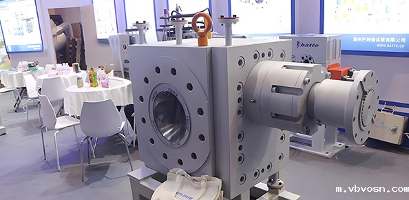 聚合物熔体齿轮泵的工作温度与工作压力